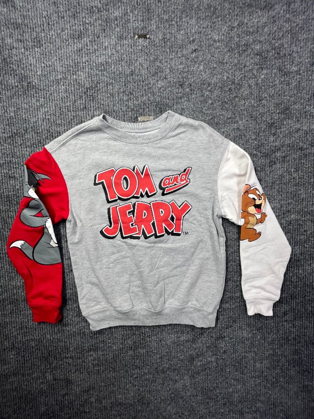 Vintage Tom and Jerry Character Animated Cartoon Size XS Sweatshirt
